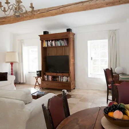 Vine Views For One Couple Holiday home